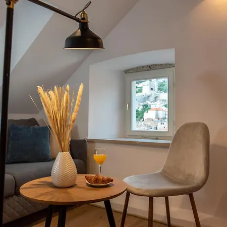 Shee-lu 2 * Dubrovnik