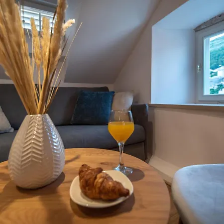 Shee-lu 2 Apartament *