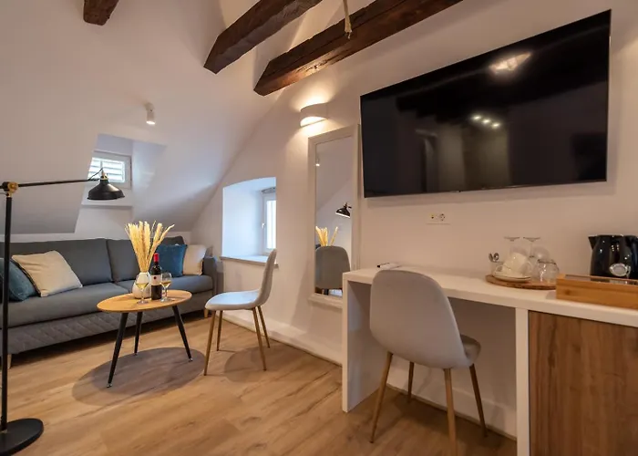 アパート Shee-lu 2